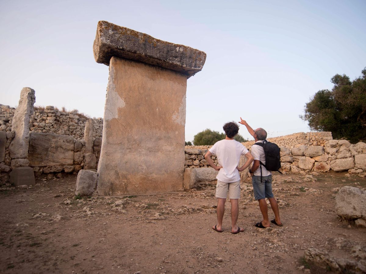 Foto: La UNESCO declara a la Menorca Talaiòtica Patrimonio Mundial: así son estos yacimientos prehistóricos (EFE/David Arquimbau)