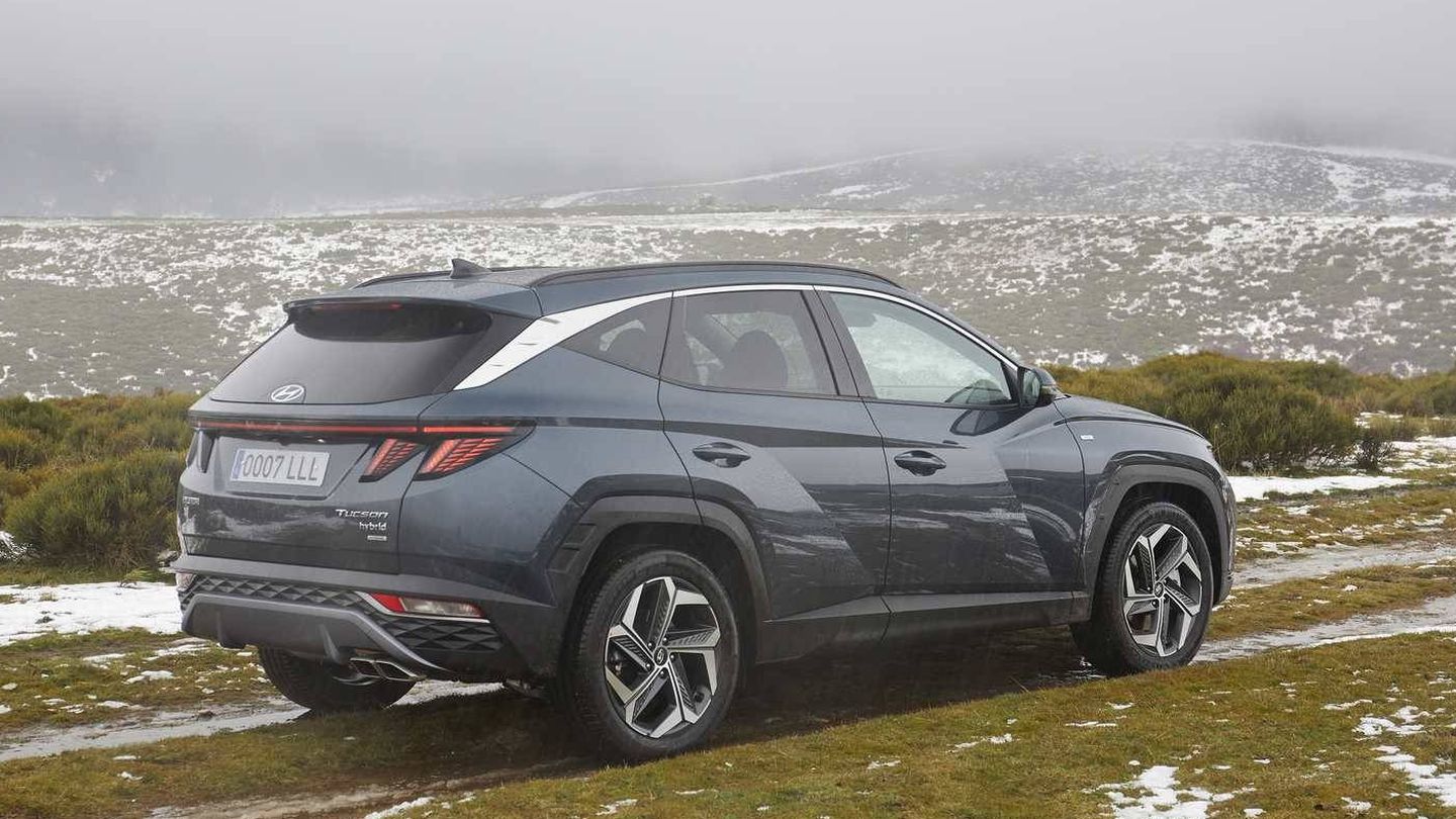 En su primer mes completo de ventas el Hyundai Tucson se sitúa en tercera posición del mercado. 