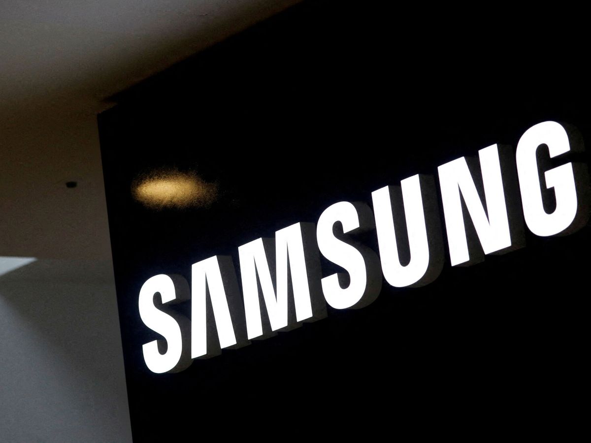 Foto: Samsung ha dejado de prestar soporte a tres teléfonos muy populares (Reuters/Kim Hong-Ji)