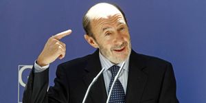 Rubalcaba se aferra al 'milagro' electoral de 1996 para levantar la moral del PSOE