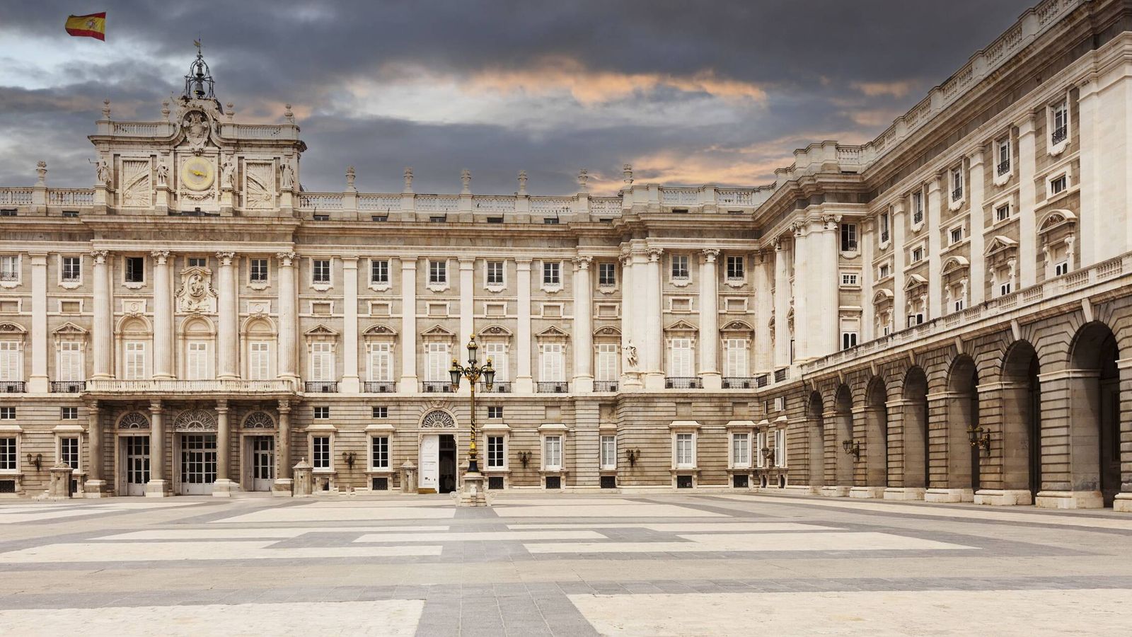 La escapada que recorre cinco siglos de historia de la Corona en Madrid