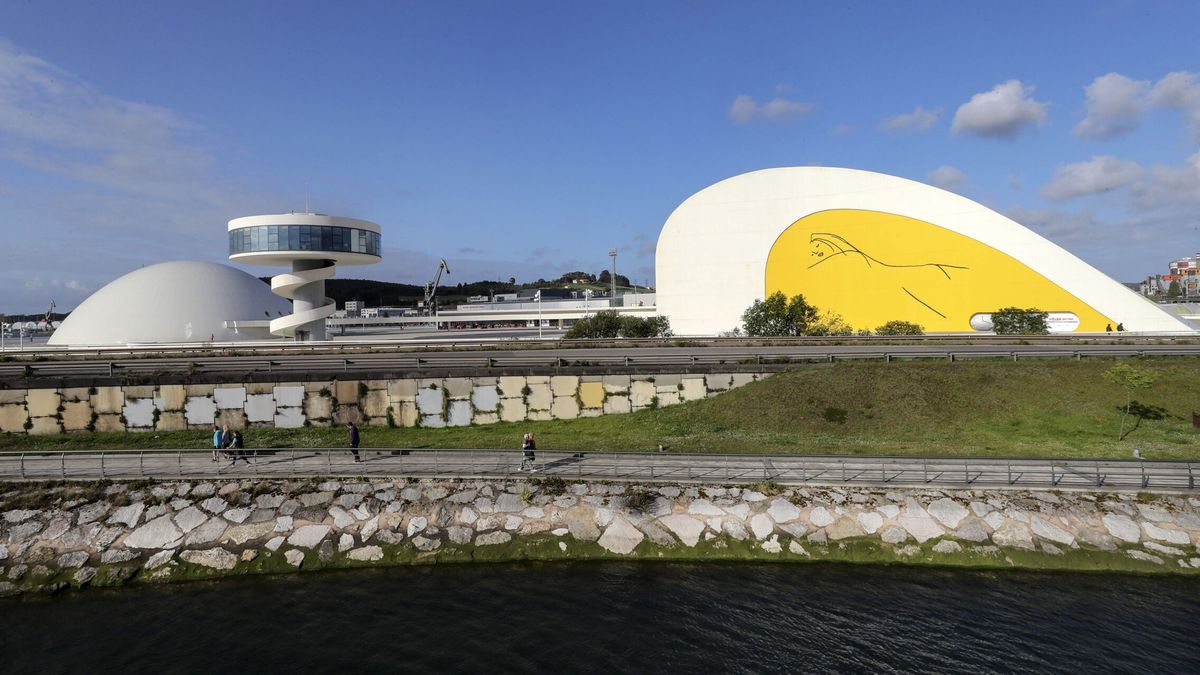 La Guardia Civil busca al exdirector de la Fundación Niemeyer para ingresar en prisión