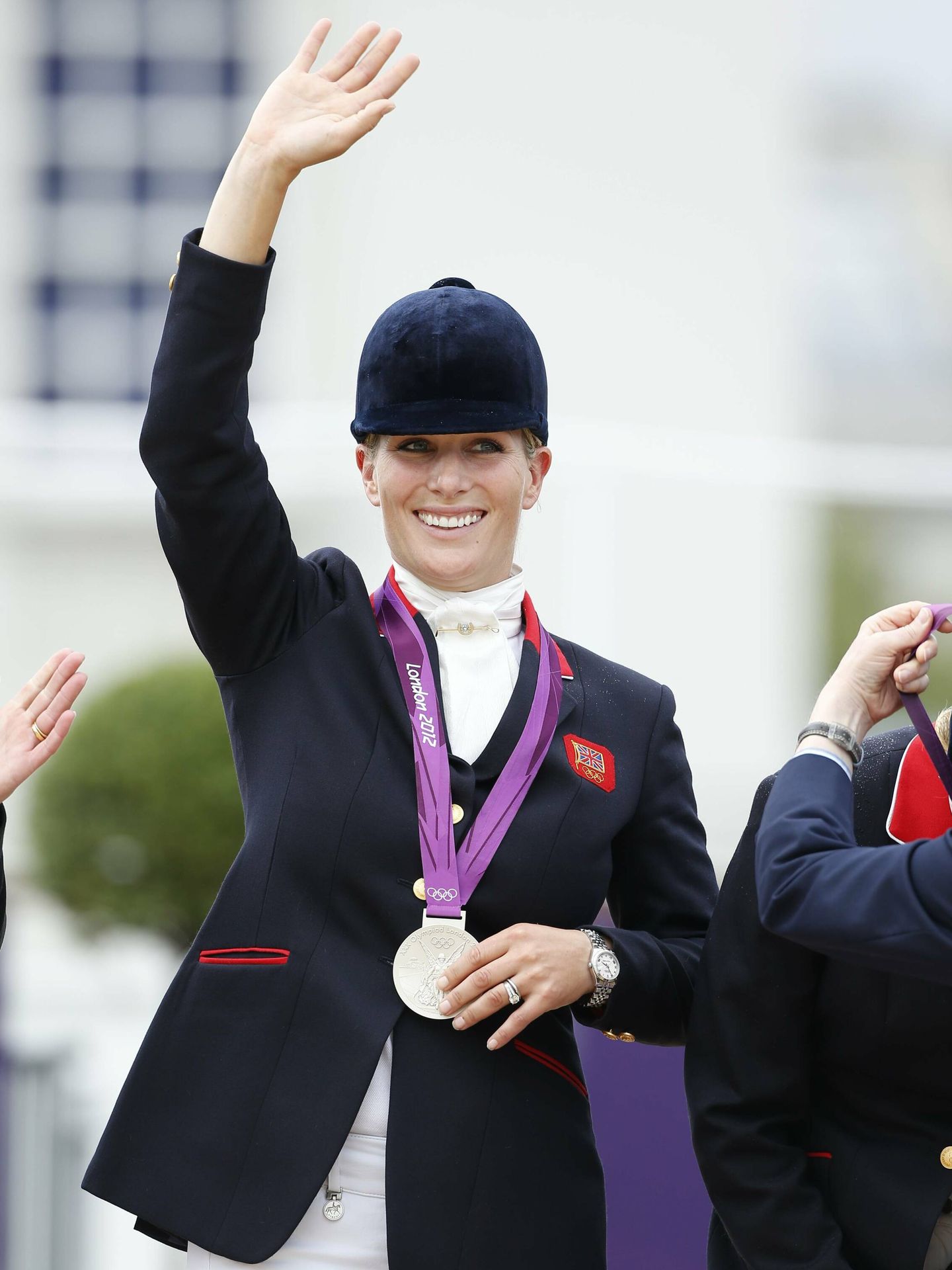 Zara Tindall, con su medalla de plata en Londres 2012. (Cordon Press)