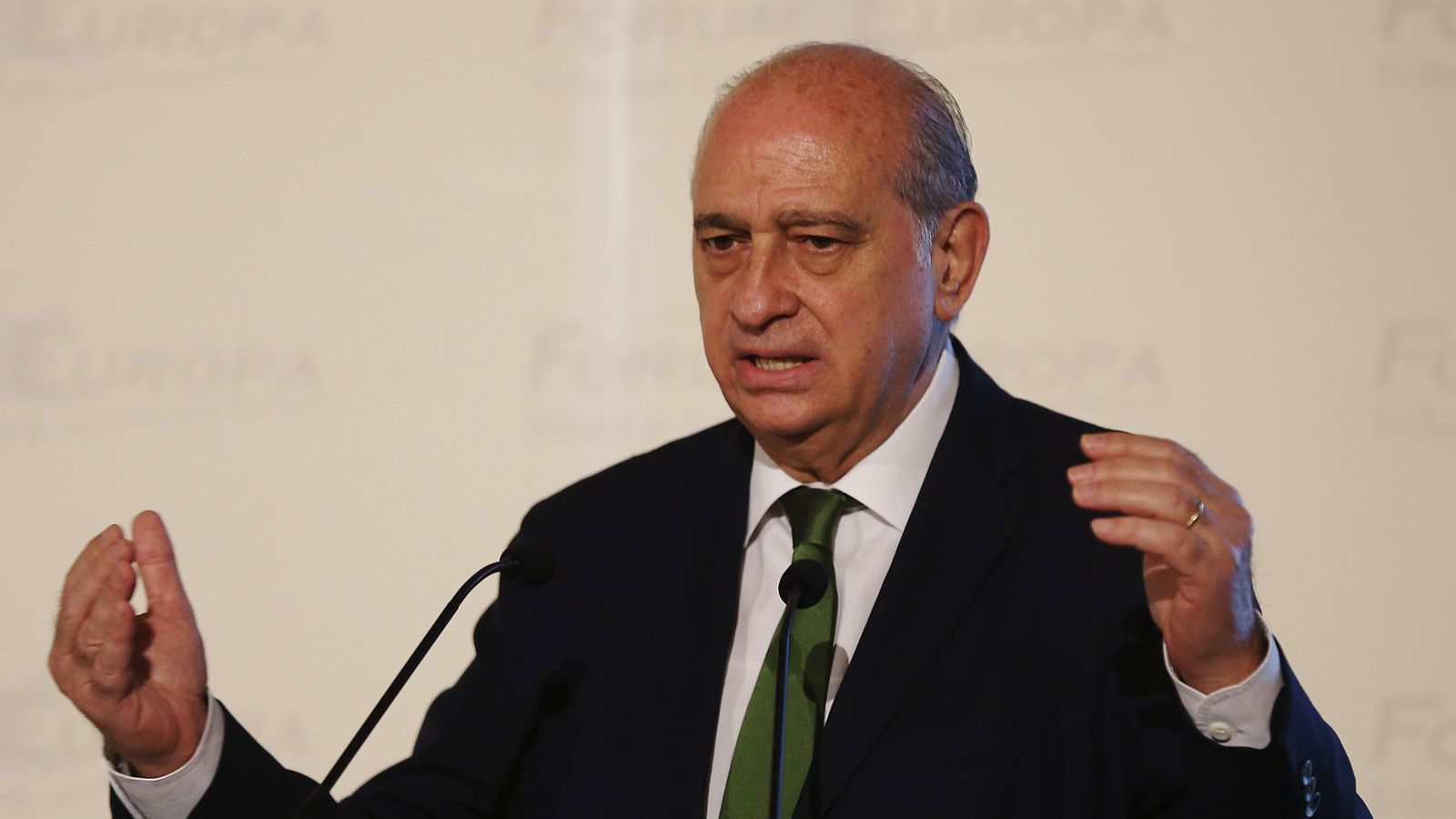 Foto: El ministro del Interior en funciones y candidato del PPC, Jorge Fernández Díaz (Efe).
