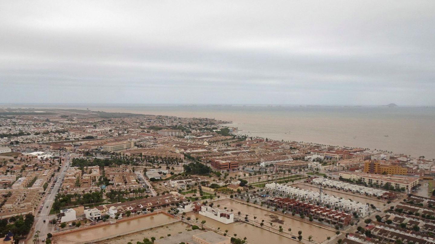 Vista aérea de la zona del mar Menor, afectada por las fuertes lluvias. (EFE)