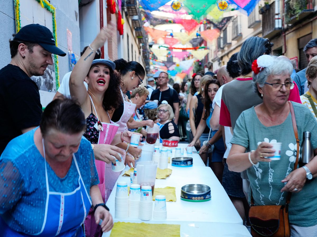 Foto: Vista de las Fiestas de San Cayetano en Madrid. (EFE)