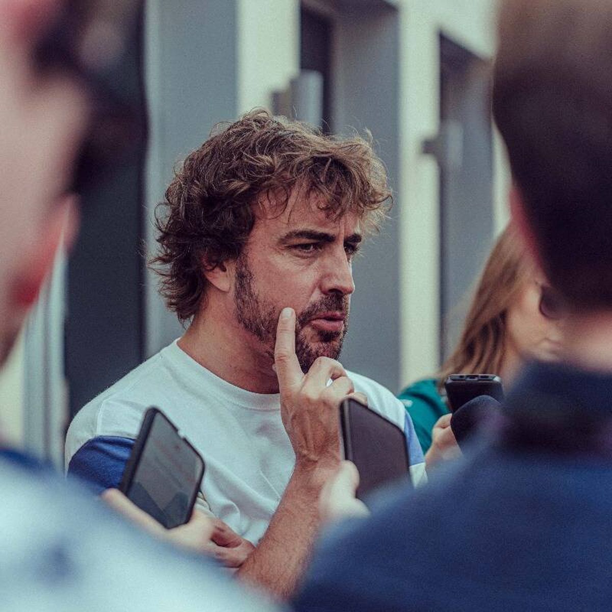 90% nuevo y nada de 'fake' desde el primer día: así será el AMR23 de Fernando  Alonso