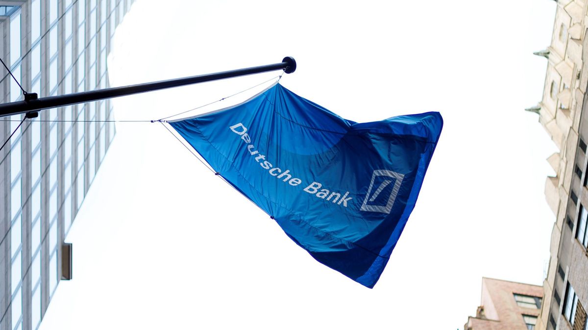 Santander y Deutsche Bank compiten por el trono mundial de créditos a la exportación