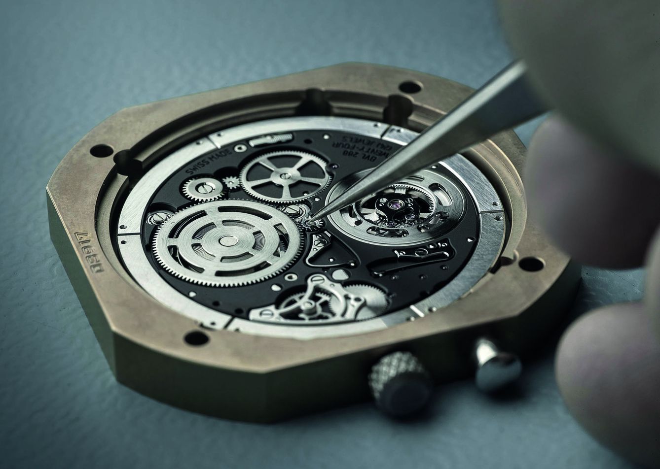 El acabado de cada uno de los componentes de los calibres ultraplanos de Bvlgari es fiel con lo que marca la alta relojería.  