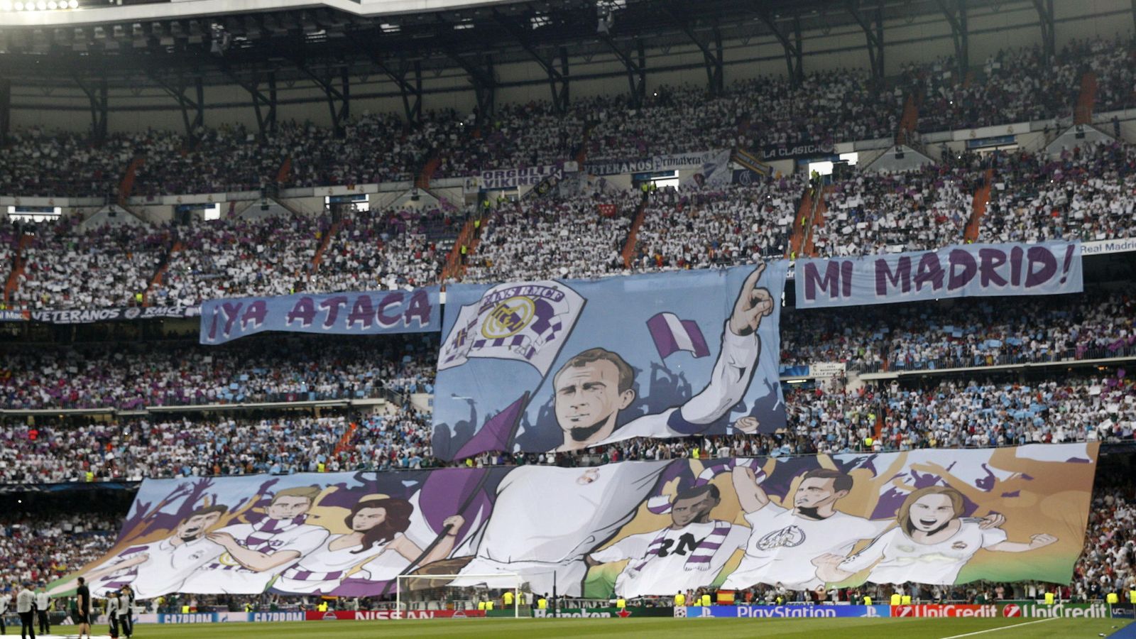 Foto: Pancarta que se desplegó antes del último Real Madrid-Juventus disputado en el Bernabéu. (EFE)
