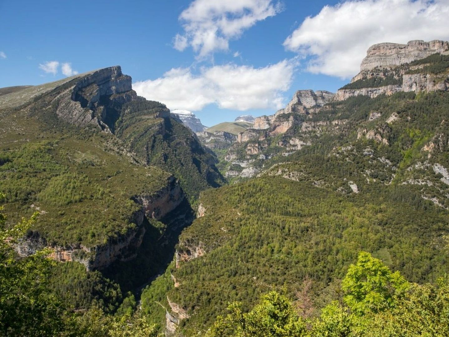 Monte Perdido, en Huesca, uno de nuestros Parques Nacionales. (EFE/Javier Cebollada)