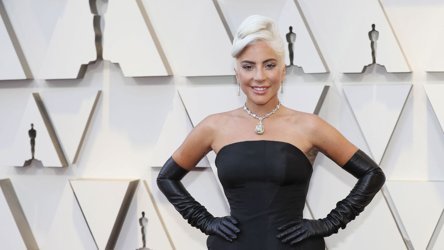 El estilismo elegido por Gaga aún más de cerca. (Reuters)