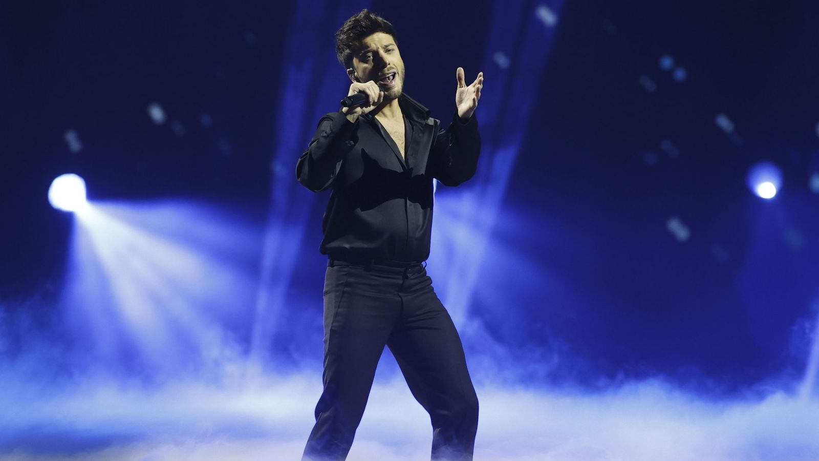 Blas Cantó, en el Festival de Eurovisión. (EFE/Robin Van Lonkhuijsen)