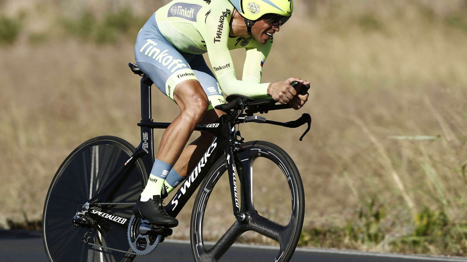 Foto: Alberto Contador, en la contrarreloj de la Vuelta (Javier Lizón/EFE).