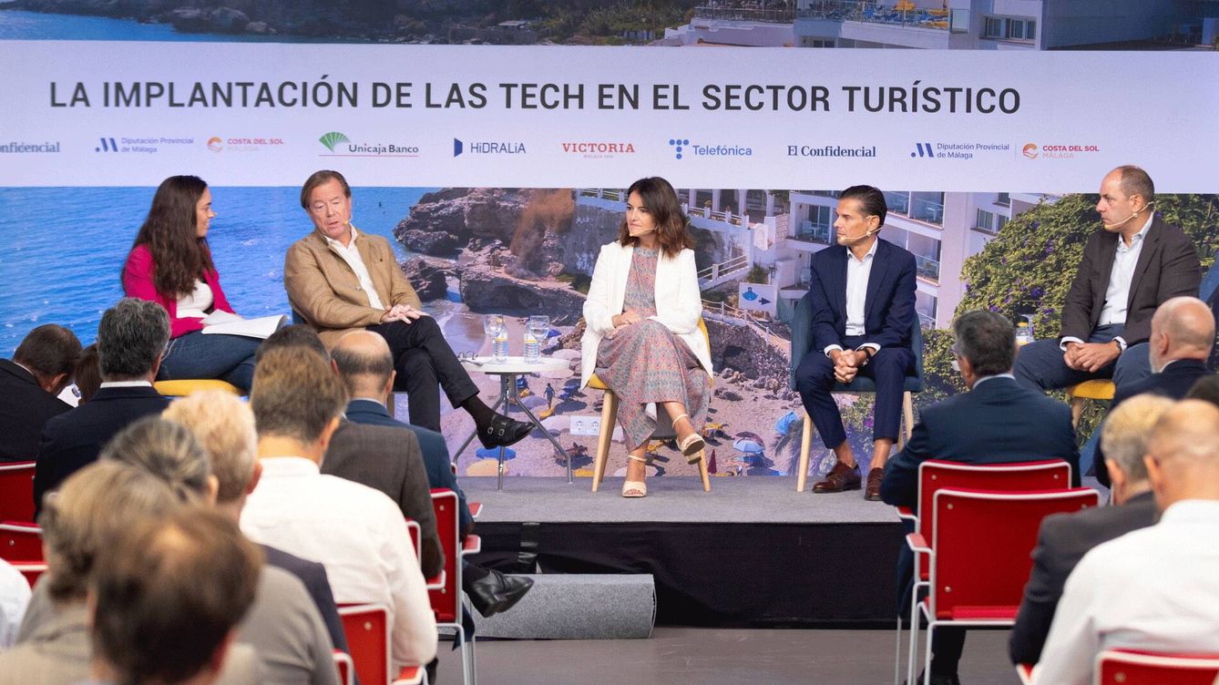 Foto: Mesa redonda 'El turistech: tendencias y usos de las tech en turismo'.
