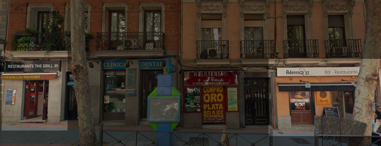 Los locales de la calle Marqués de Urquijo. (Google Maps)