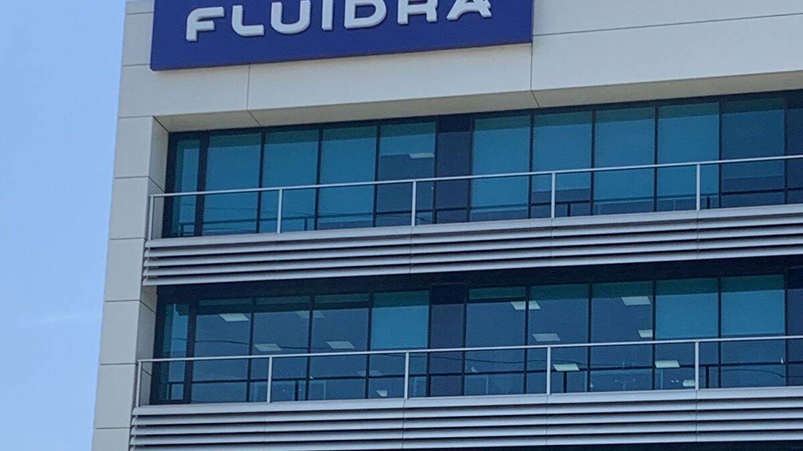 Fluidra adquiere Datapool para liderar la digitalización y eficiencia en el sector de las piscinas