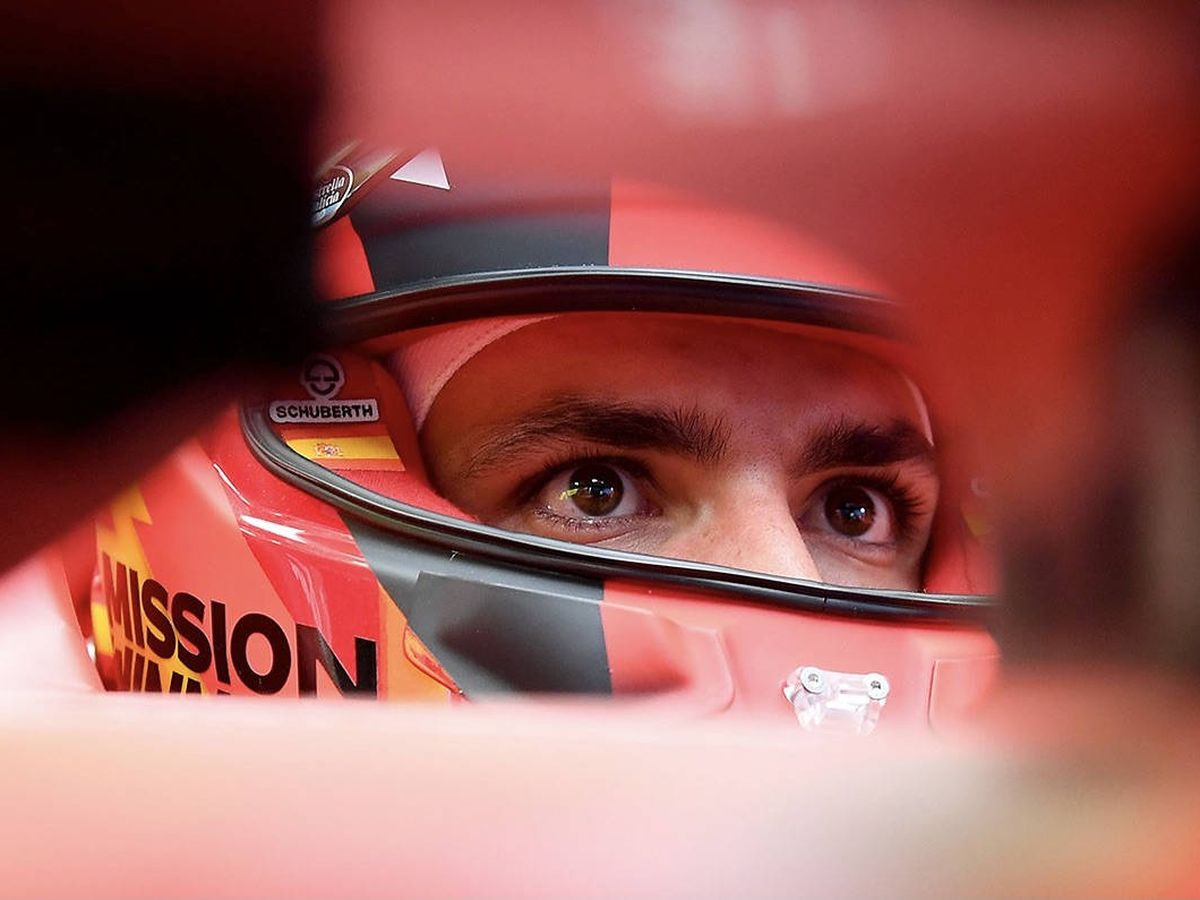 Foto: Carlos Sainz debutó con Ferrari en pésimas condiciones atmosféricas
