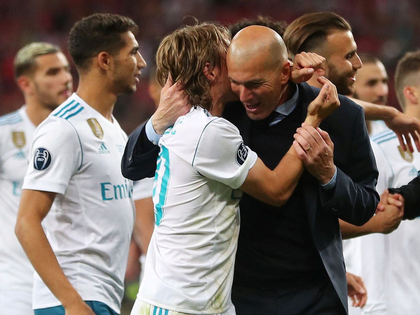 Zidane cree que el año de Modric ha sido flojo, pero lo considera útil. (Reuters)