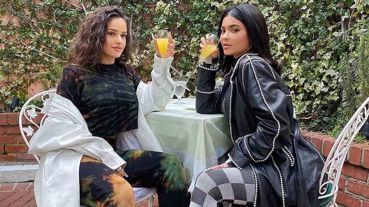 ¿Por qué demonios son Rosalía y Kylie Jenner tan amigas?