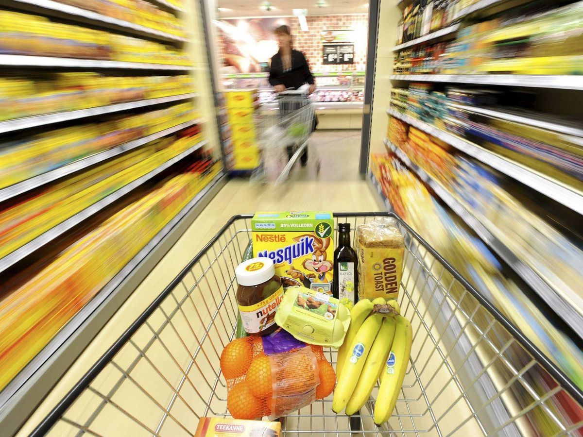 Foto: Todos los viernes en un supermercado alemán llega el "shopping de solteros" (Foto: EFE)