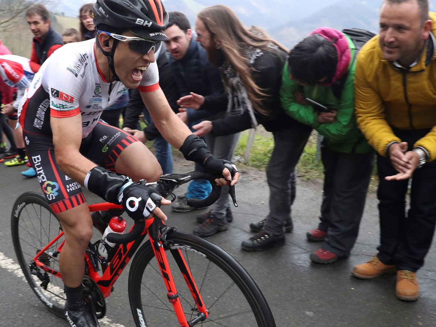 Ibai Salas, durante la última etapa de la Vuelta Ciclista al País Vasco de 2018 (Efe).