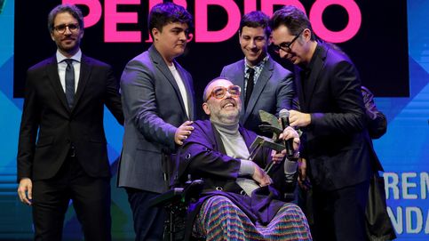 Bob Pop carga contra Movistar+ al recibir el Premio Ondas por 'Maricón perdido'
