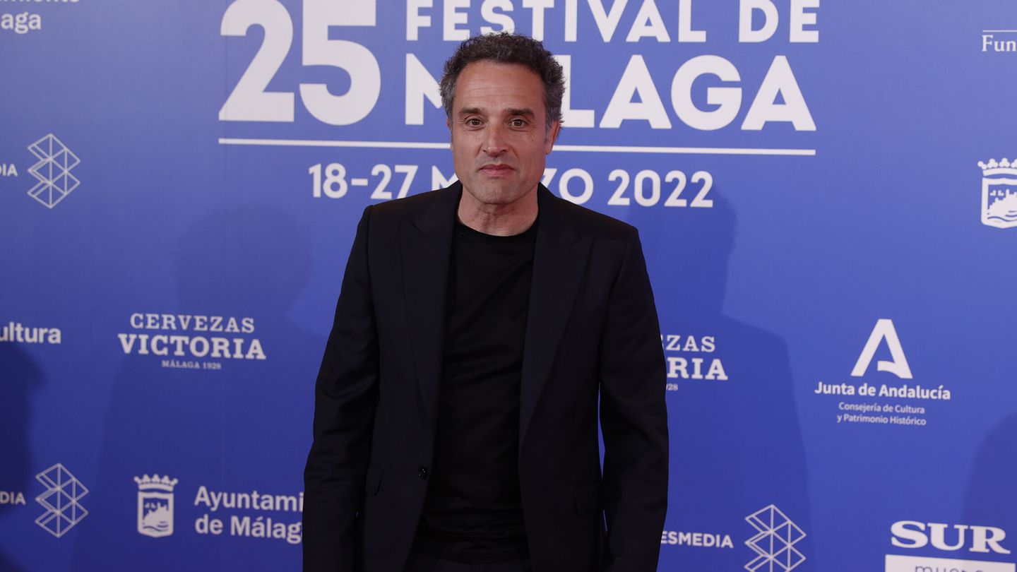 El actor y director Daniel Guzmán posa a su llegada a la presentación de la 25 edición del Festival de Málaga (EFE)