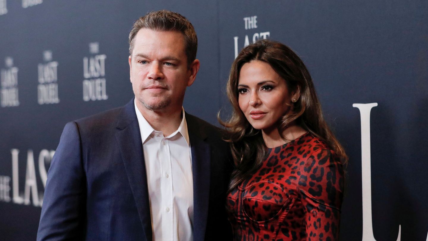 El actor y su esposa, durante la première de 'El último duelo'. (Reuters)