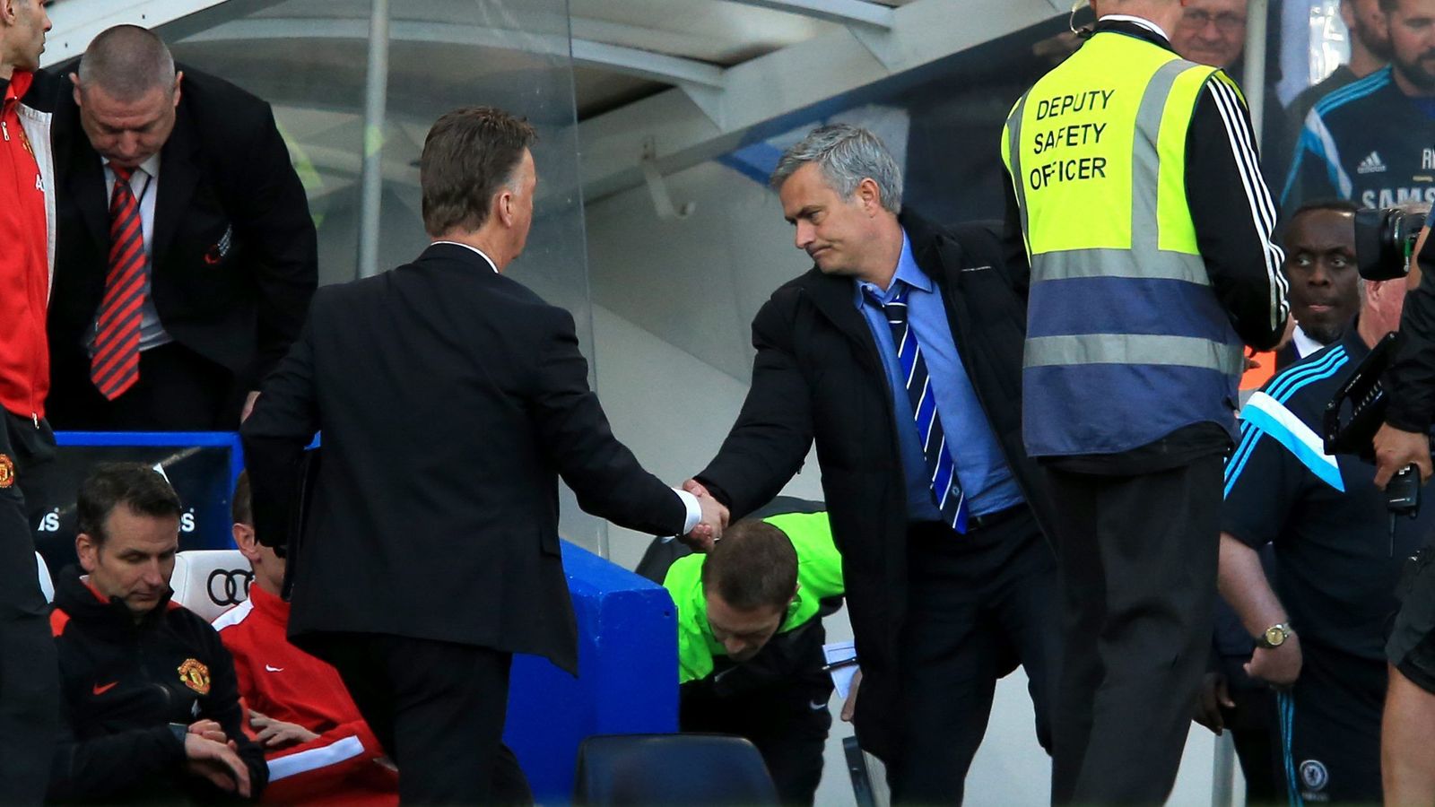 Foto: ¿Sustituirá Mourinho a Van Gaal? (Cordon Press/Nick Potts/PA Wire).