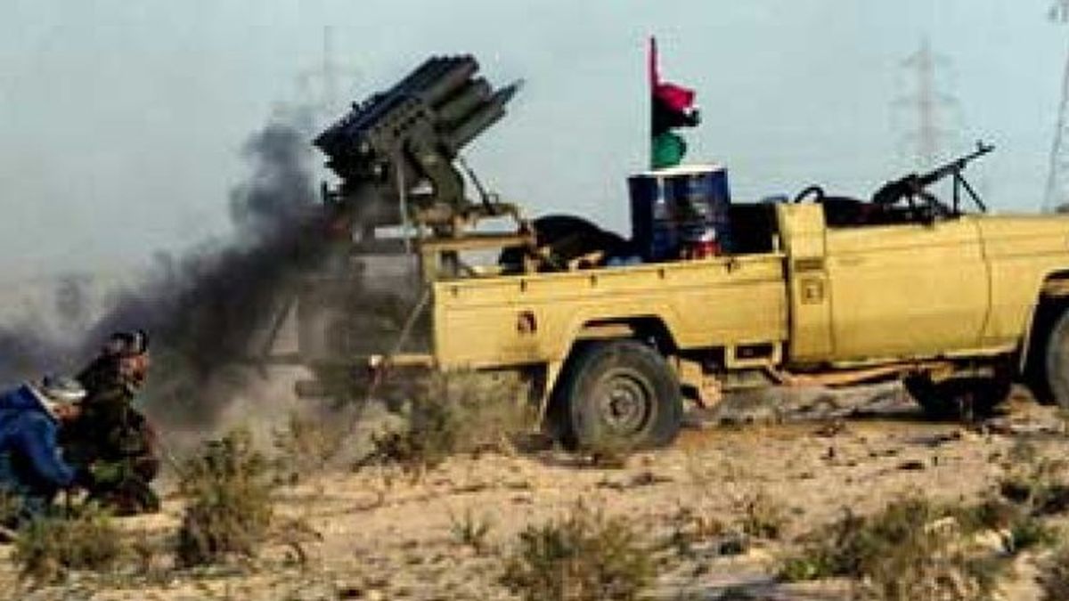 Los rebeldes libios no avanzan pese a los bombardeos aliados