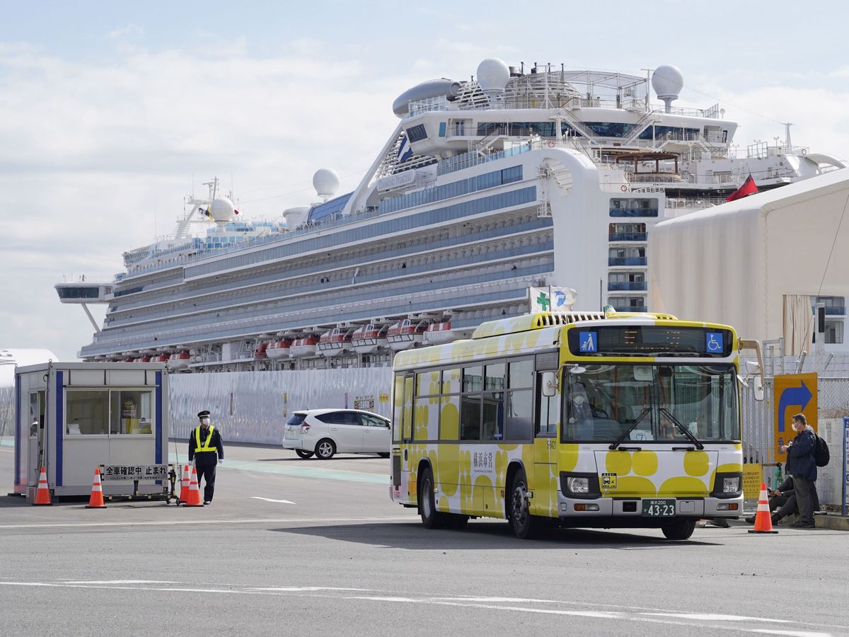 Foto: El crucero Diamond Princess, en el puerto de Yokohama. (EFE)