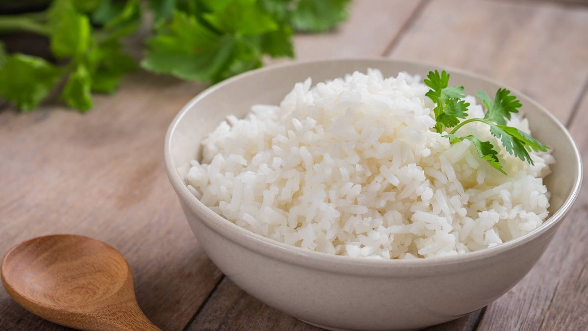 ¿Cuánto tiempo dura el arroz en la nevera? Y otras preguntas muy importantes sobre este alimento