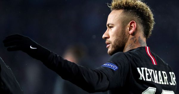 Foto: Neymar en el partid contar el Estrella Roja de Belgrado. (EFE)