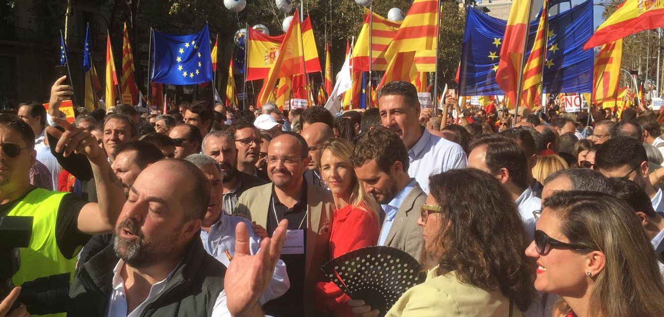  Pablo Casado, junto con otros dirigentes populares en la manifestación de SCC. (Marcos García Rey)