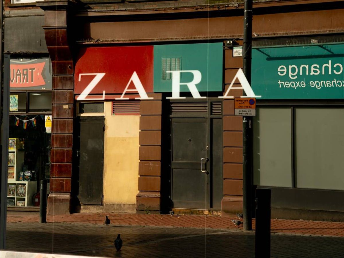 Foto: ¿Cuándo empiezan las rebajas de verano en Zara? Hora y día en el que arrancan los descuentos en la 'app' (Arthur Swiffen para Pexels)