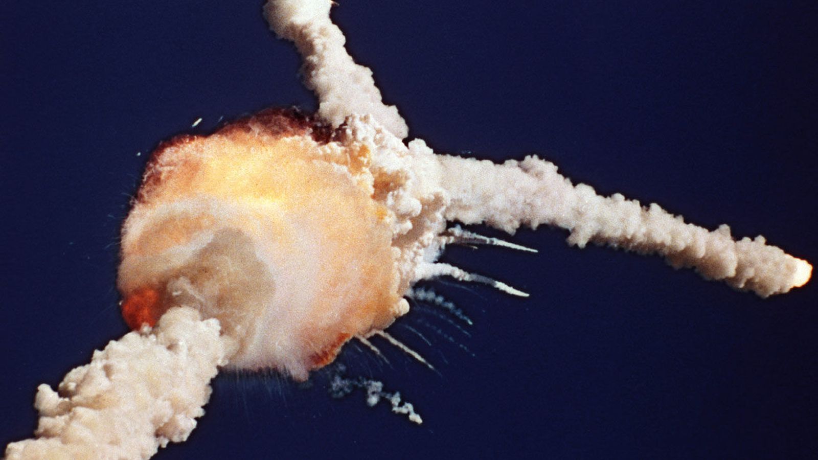 Foto: La mezcla de hidrógeno y oxígeno líquido provocó la bola de fuego icónica del desastre del Challenger.