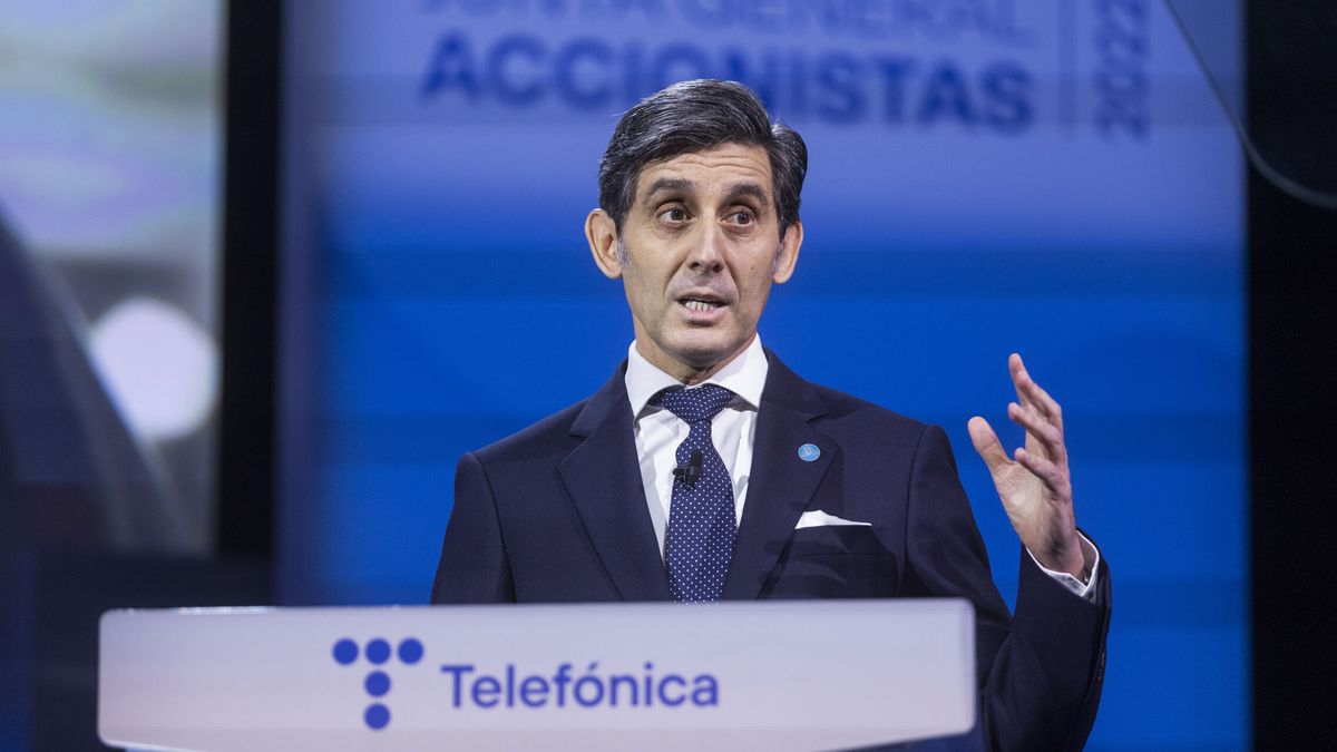 Pallete abre las puertas de la Telefónica más digital a Díaz Ayuso
