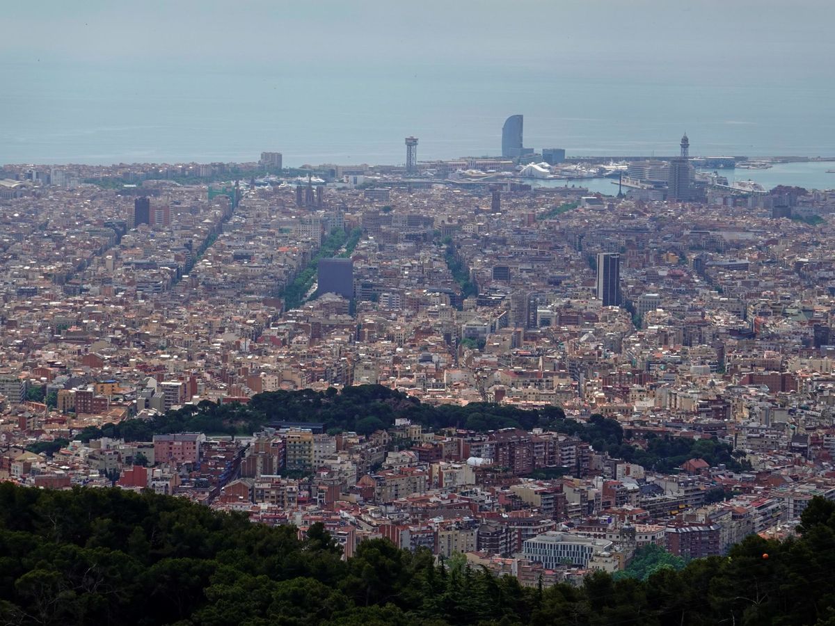 Foto: Vista de Barcelona en una imagen de archivo. (EFE/García)