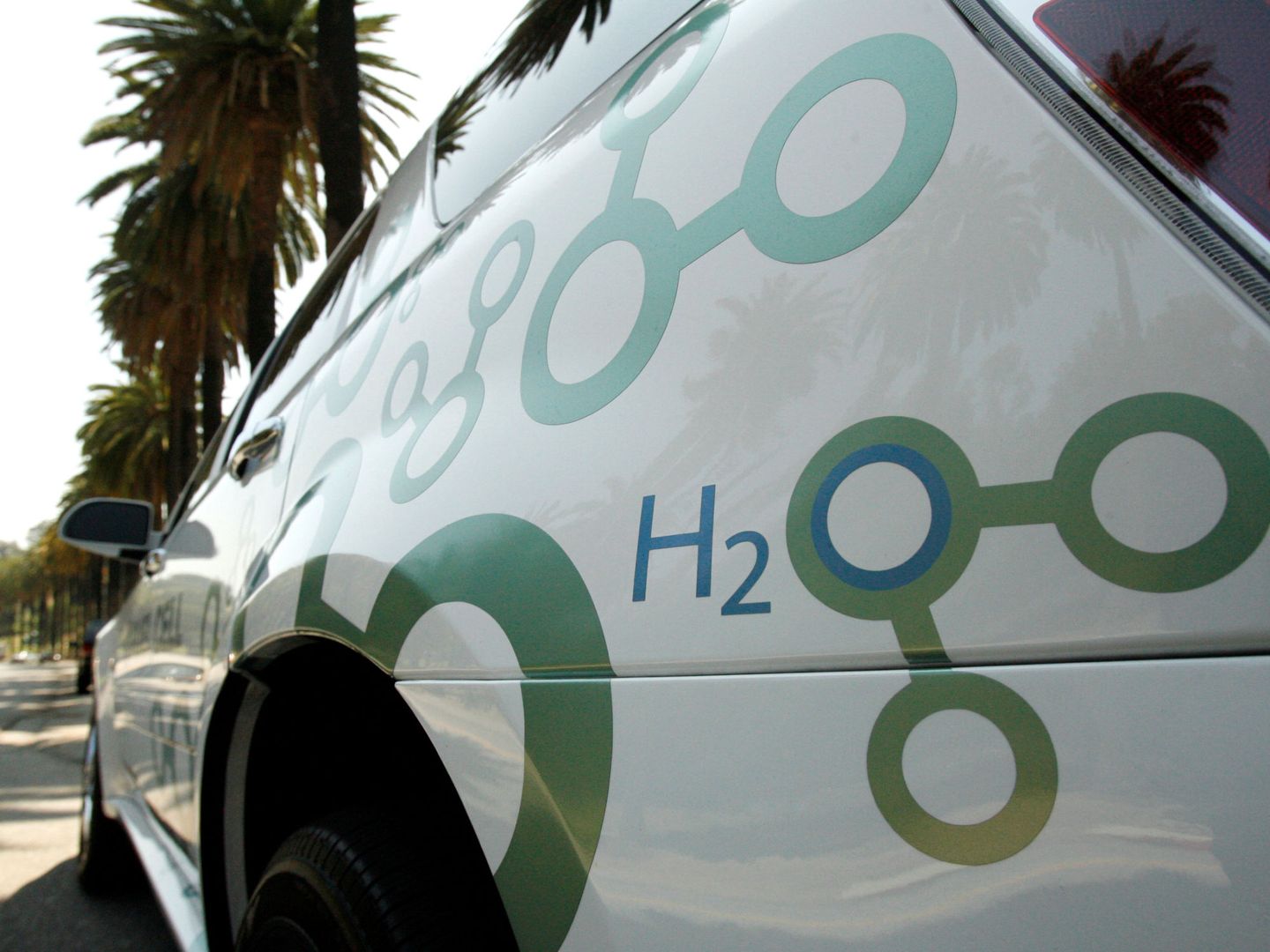 Foto de recurso de un prototipo de vehículo movido por hidrógeno verde. (Reuters)