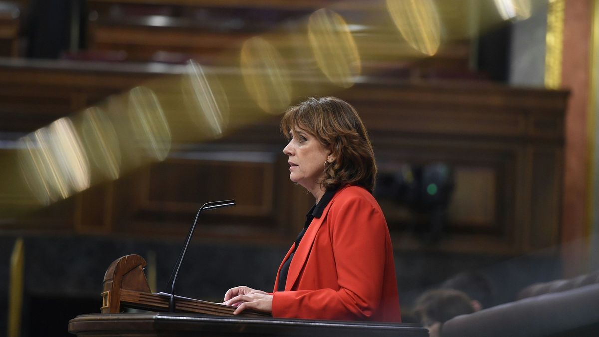 Sánchez se queda solo ante la exigencia del Congreso de que cese a la ministra Delgado 