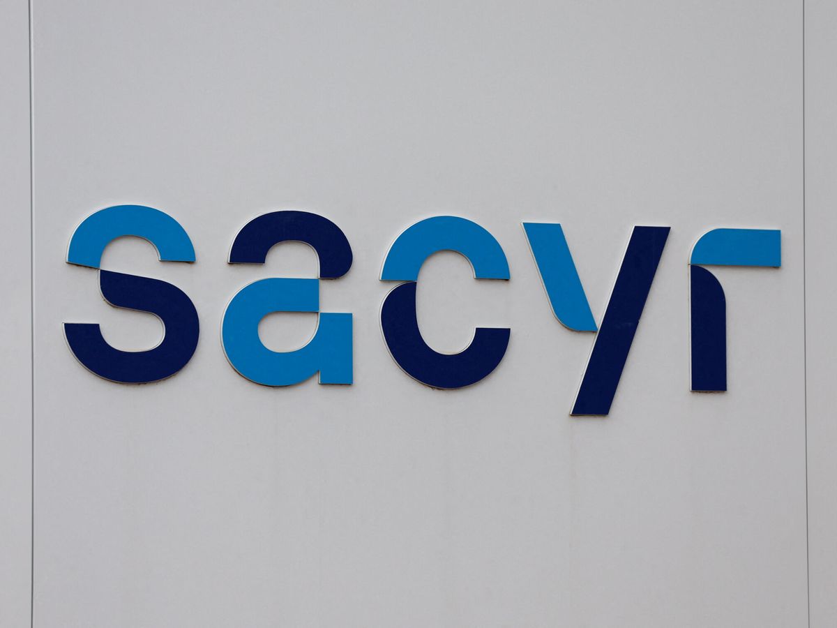 Foto: Logo de Sacyr de la sede de Madrid (Reuters/Susana Vera)
