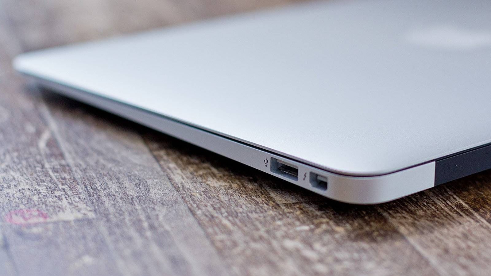 Foto: El MacBook Air se ha quedado algo atrás en comparación con la competencia.