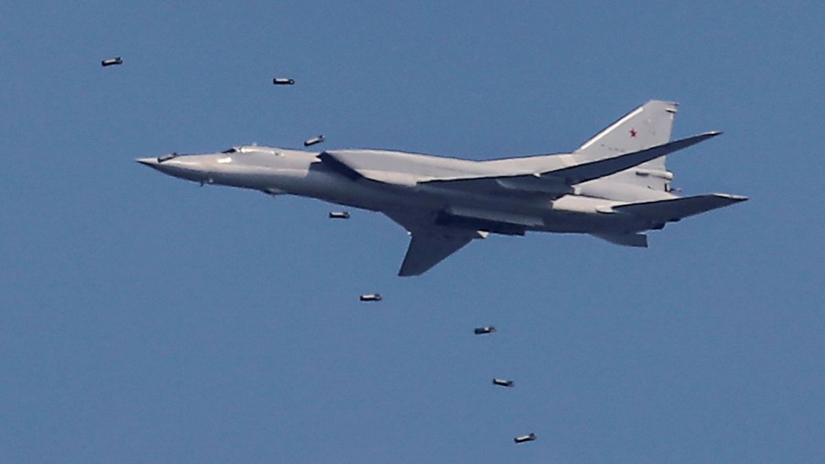 Todo sobre el increíble Tu-22M3, el bombardero ruso derribado por Ucrania