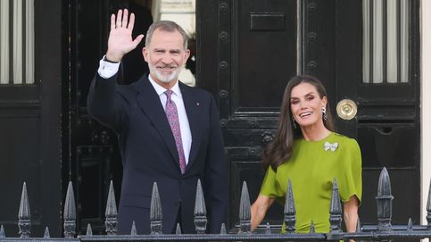 Noticia de Esto es lo que opina Victoria Beckham de la reina Letizia y lo que sintió al verla con su vestido en la coronación de Carlos III