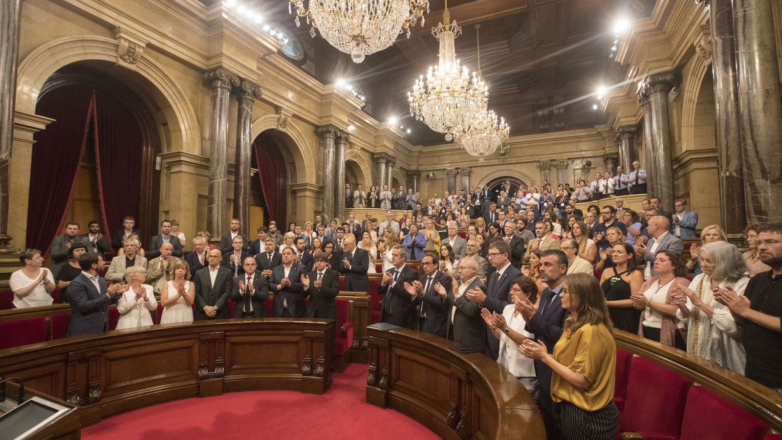Foto: Imagen del interior del Parlament en la anterior legislatura. (EFE) 