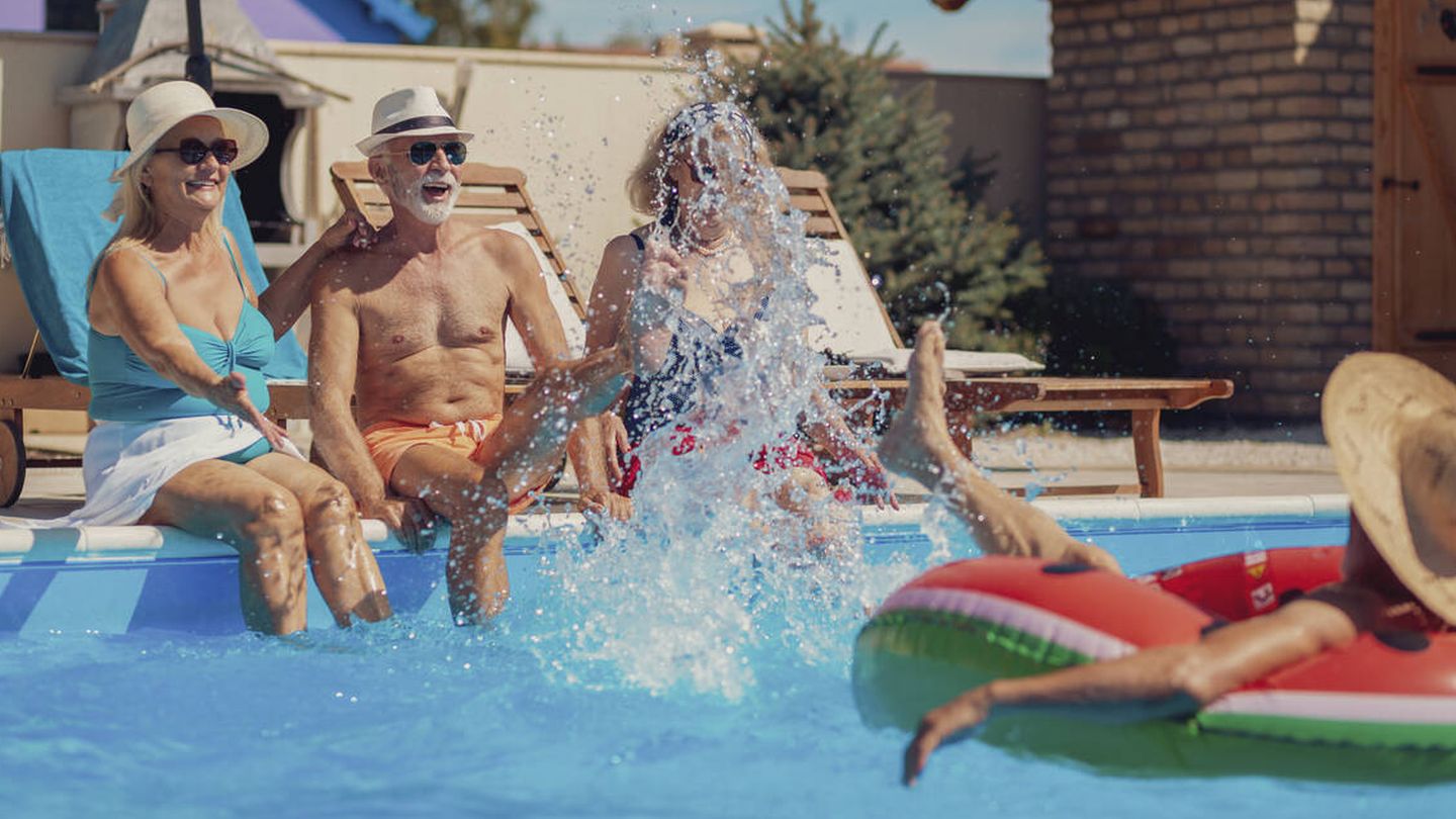 ¿Se puede cobrar un euro a los invitados a una piscina comunitaria? (Foto: iStock)