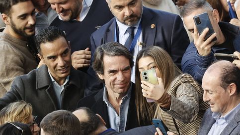 Aznar-Feijóo: pacto de 'no agresión' ante la única bala para echar a Sánchez