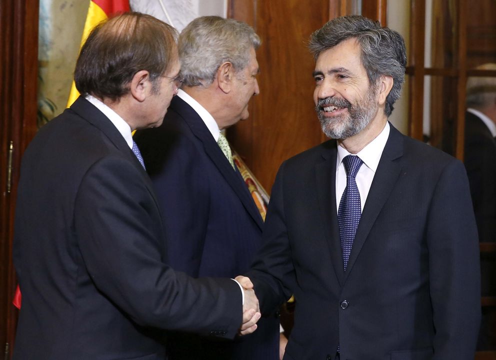 Pío Garcia Escudero saluda al presidente del CGPJ y presidente de TS, Carlos Lesmes,