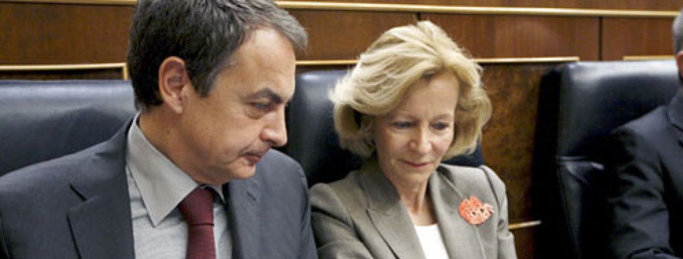Foto: Zapatero encarga a Salgado, Sebastián y Blanco la gestión de la crisis